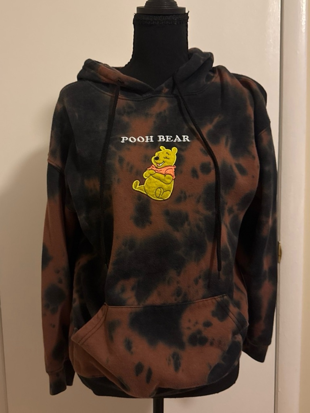 Disney Winnie the Pooh Tie Dye Hoodie Women’s S/M Brown Black Embroidered Pooh